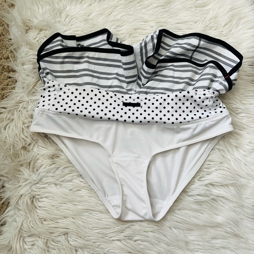 {Lululemon} Run: Speed Short in Twin Stripe Black / Mod Dot Printed Black - 6 - Picture 9 of 11